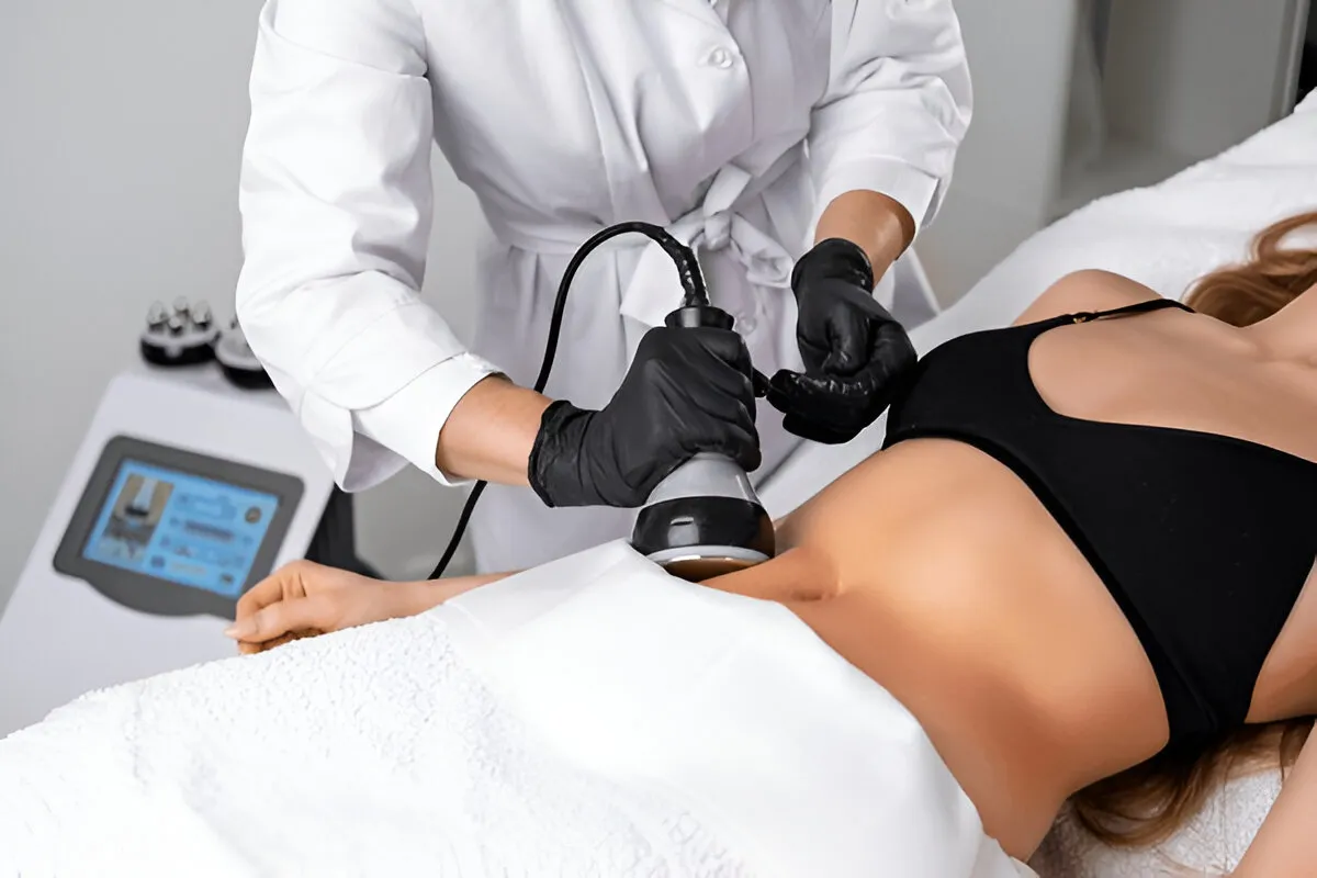Body Contouring treatment at Robin's Day Spa